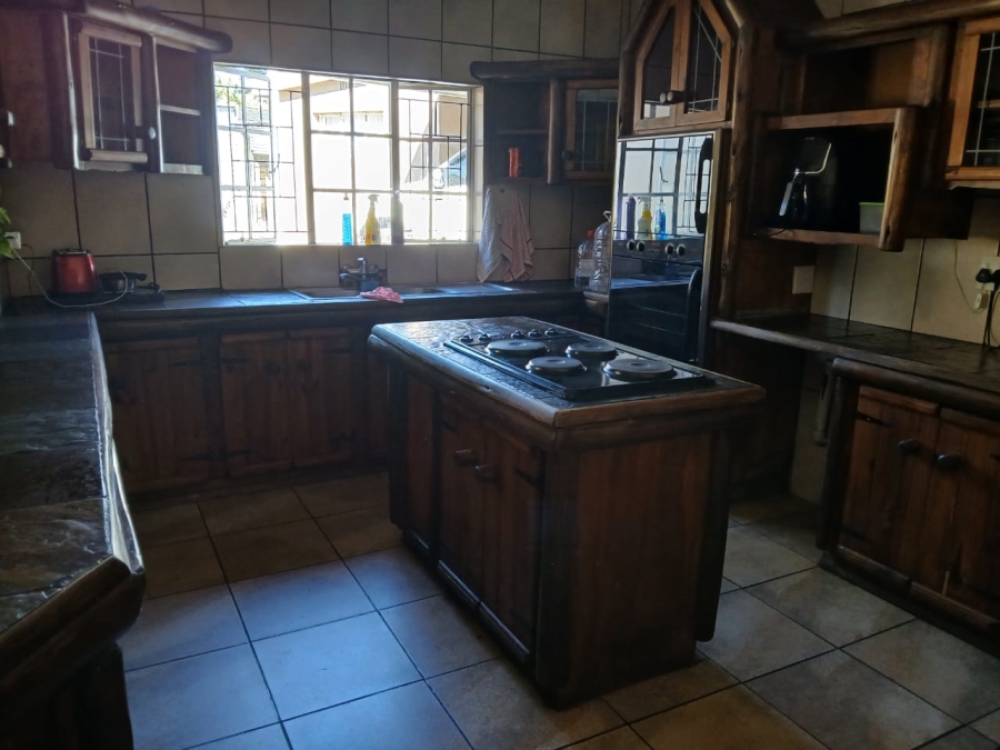4 Bedroom Property for Sale in Bodorp North West